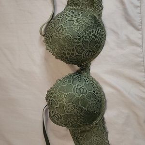 Green Bra 38DD